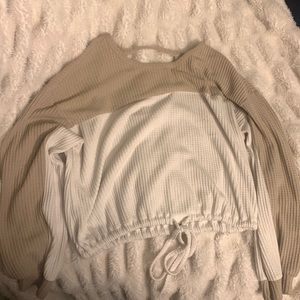 brand-Hollister,color-tan,white, material-cotton